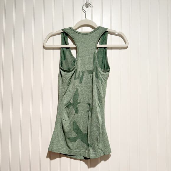 Oiselle Flyte Tank Lot Of Two Green Blue Size XS - Picture 6 of 11
